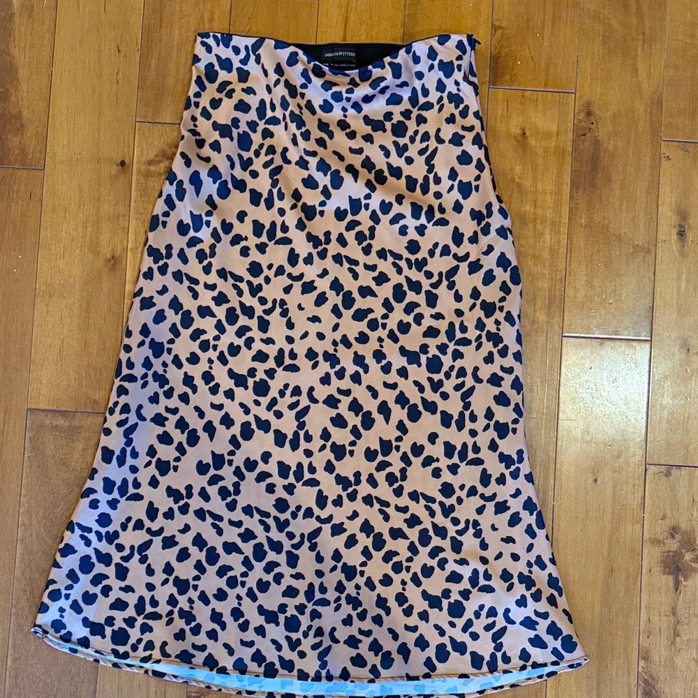 Urban Outfitters Tan and Black Pencil Skirt